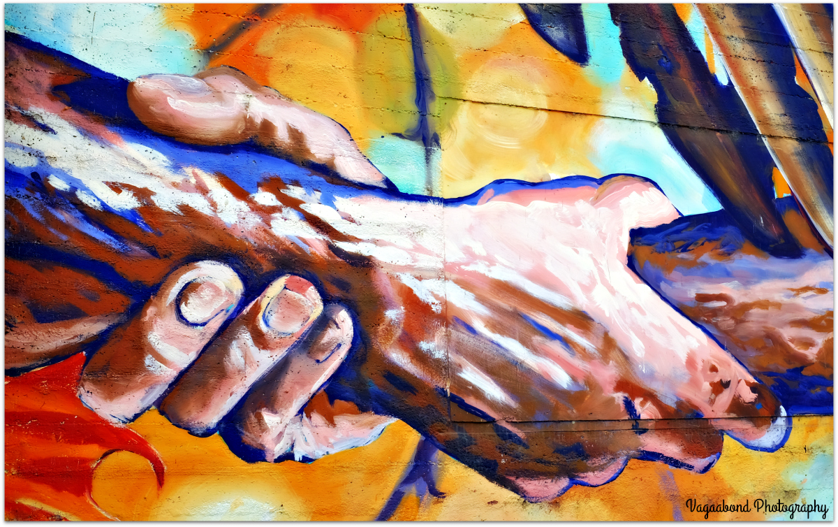 Life Is A Great Big Canvas, And You Should Throw All The Paint You Can On It – Danny Kaye